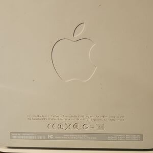 Apple AirPort Extreme Base Station in Off-White